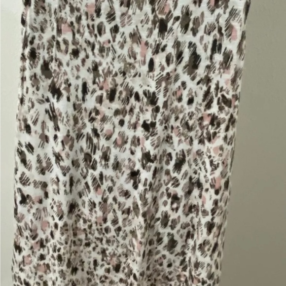 Leopard Print Maurices high low tunic, top blouse women’s small sleeveless - Picture 9 of 11